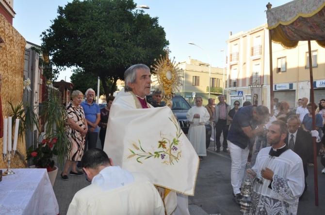 CORPUS DOMINI 2025 PROCESSIONE PER LE VIE DEL QUARTIERE - Parrocchia San Gregorio Magno