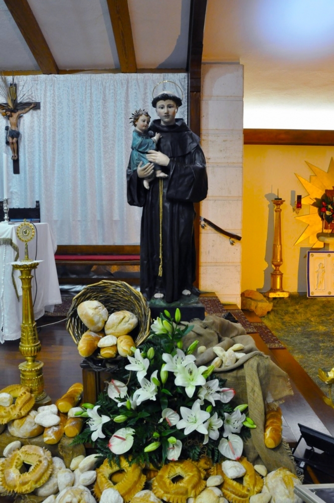 SOLENNITA' DI SANT'ANTONIO DA PADOVA E BATTESIMO DI SARA ELETTRA E SOFIA - Parrocchia San Gregorio Magno
